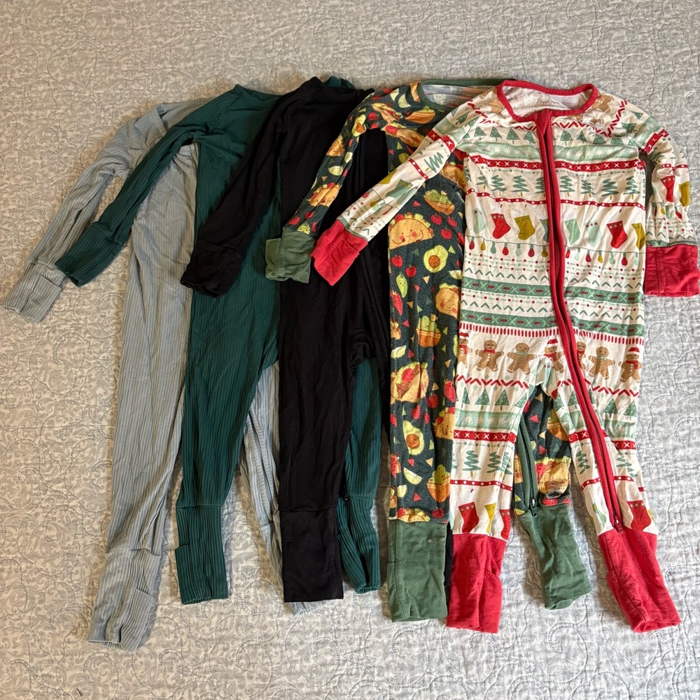 Little sleepies zippies bundle, 6-12 months